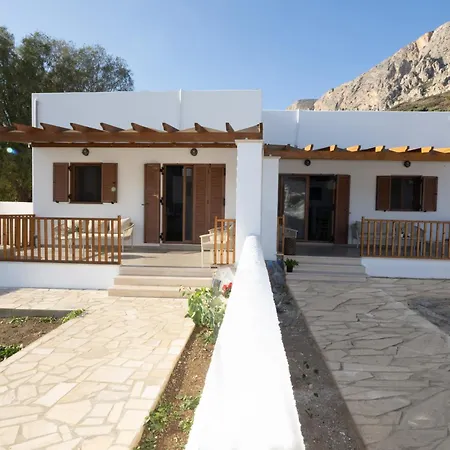 Villa Yvon - # 1 *